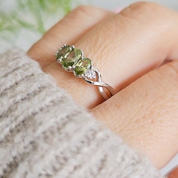 Sterling Silver Peridot Ring, Peridot Stone, Birthstone - Picture 5 of 10